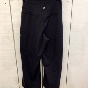 Lululemon wide leg ankle pants size 2